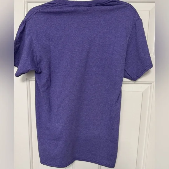 💜✨ The Golden Girls Purple Graphic T-Shirt 👕 Size S – Fun & Iconic Tee 🌟 - Picture 5 of 6
